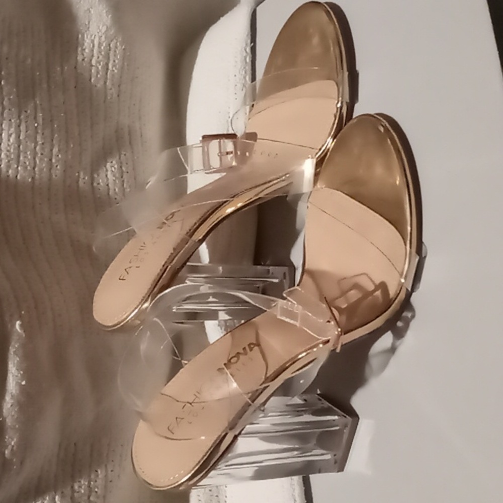 Fashion Nova Los Angeles Shoes.